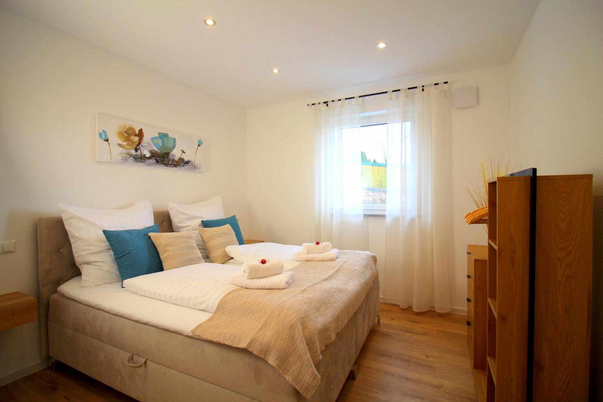Ada4, Apartment Mit Kueche, Badewanne, Balkon, Terrasse, Parkplatz Am Haus, Ruhig Gelegen Kulmbach Zewnętrze zdjęcie