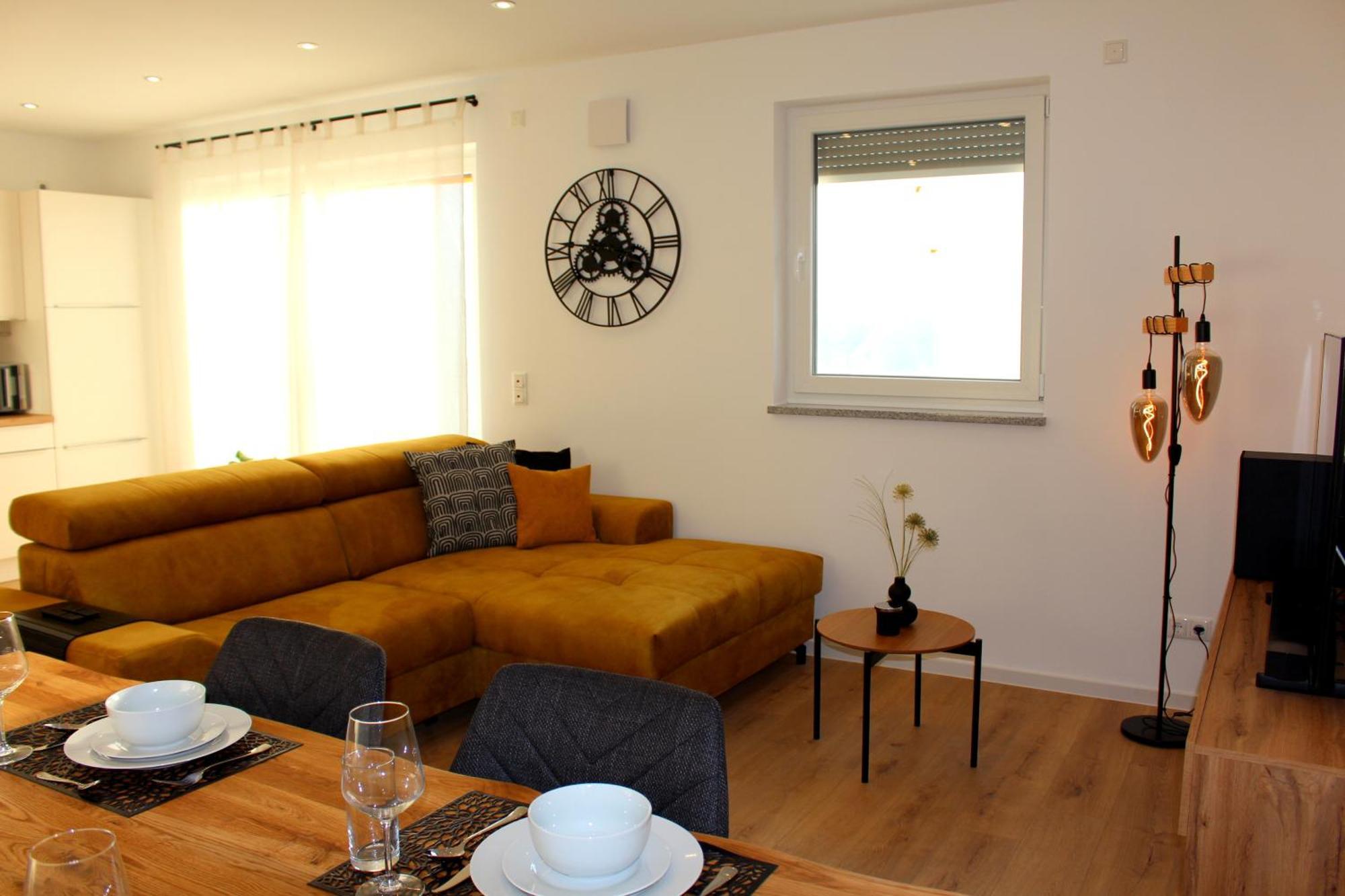 Ada4, Apartment Mit Kueche, Badewanne, Balkon, Terrasse, Parkplatz Am Haus, Ruhig Gelegen Kulmbach Zewnętrze zdjęcie