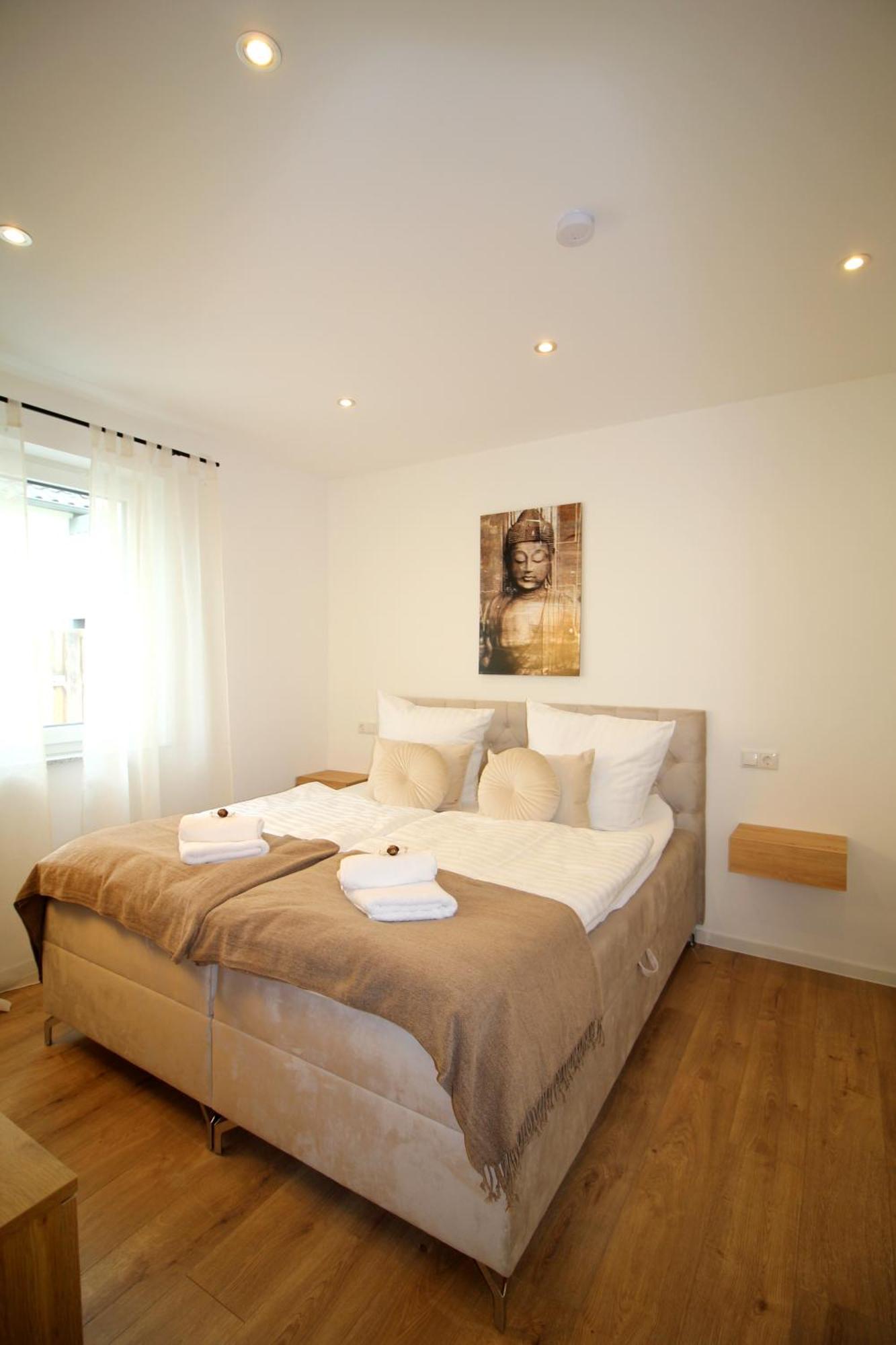 Ada4, Apartment Mit Kueche, Badewanne, Balkon, Terrasse, Parkplatz Am Haus, Ruhig Gelegen Kulmbach Zewnętrze zdjęcie