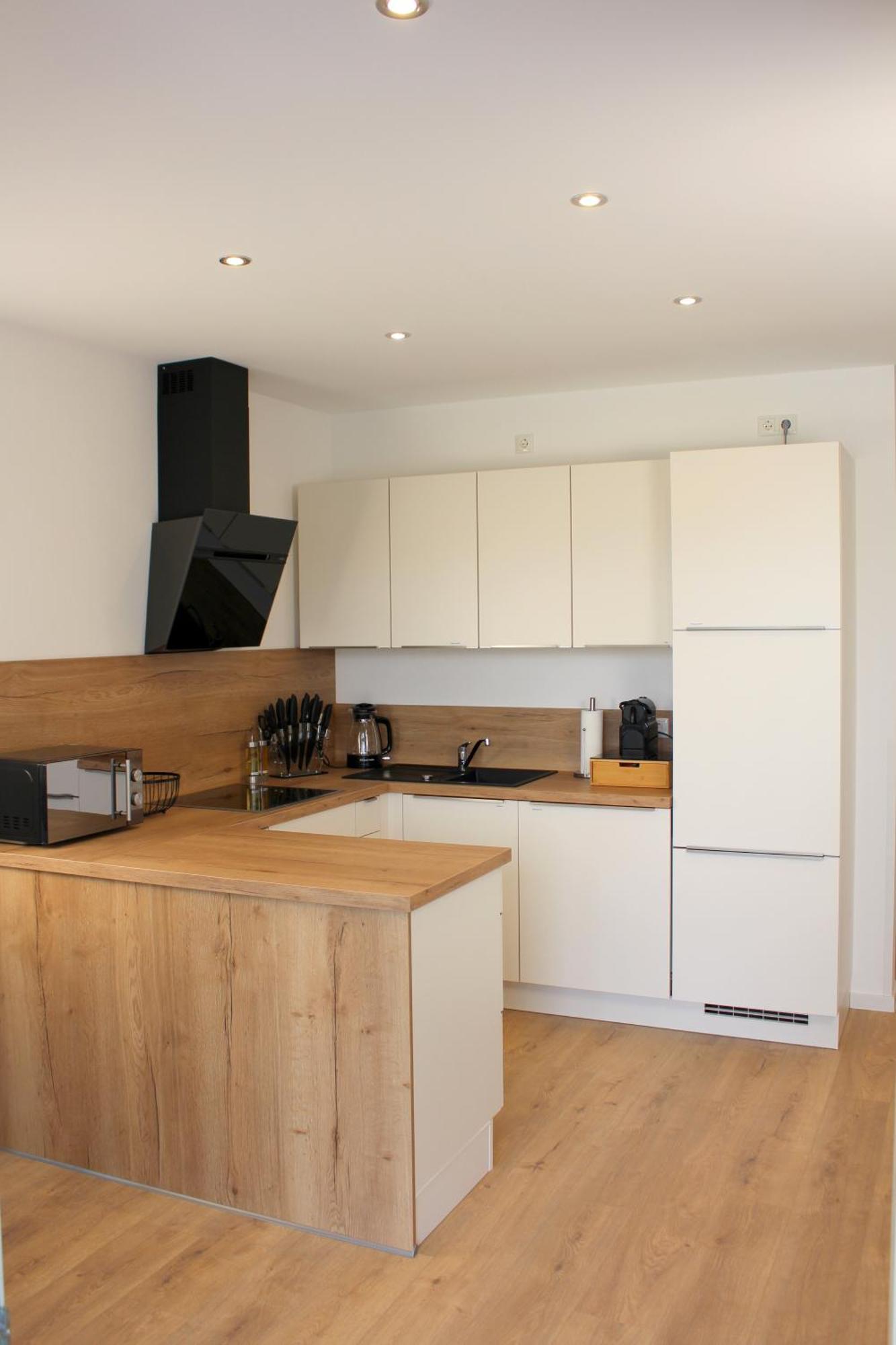 Ada4, Apartment Mit Kueche, Badewanne, Balkon, Terrasse, Parkplatz Am Haus, Ruhig Gelegen Kulmbach Zewnętrze zdjęcie