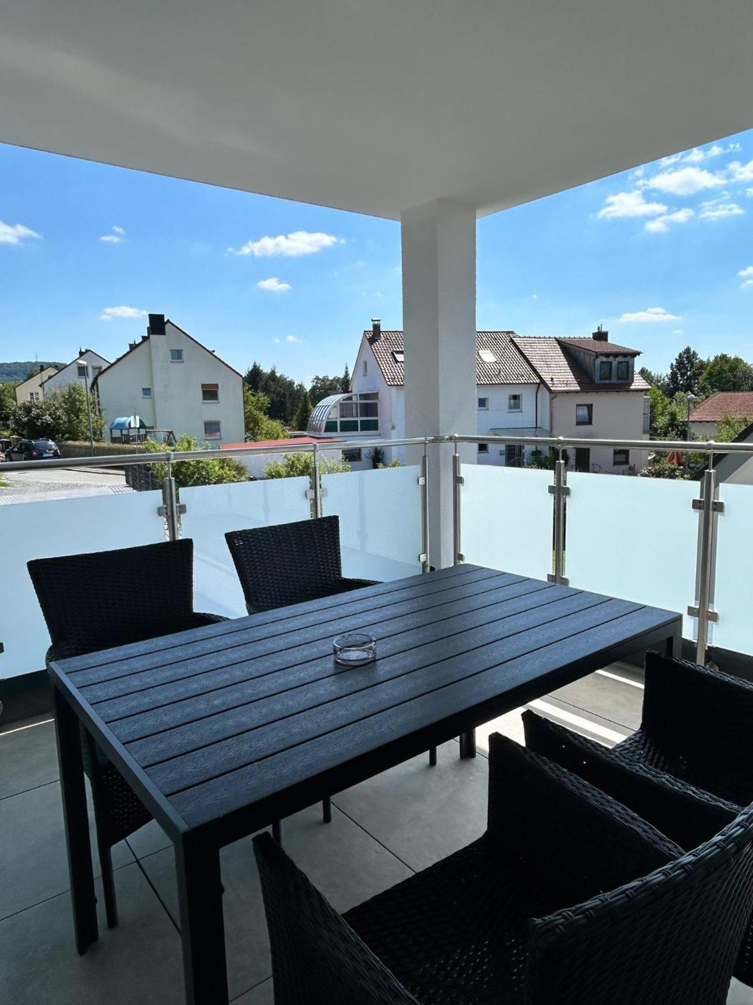 Ada4, Apartment Mit Kueche, Badewanne, Balkon, Terrasse, Parkplatz Am Haus, Ruhig Gelegen Kulmbach Zewnętrze zdjęcie
